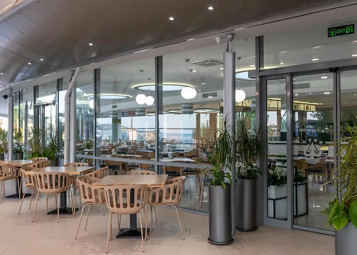 Курортний комплекс Neptun 4*