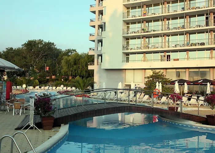 Курортний комплекс Neptun 4*