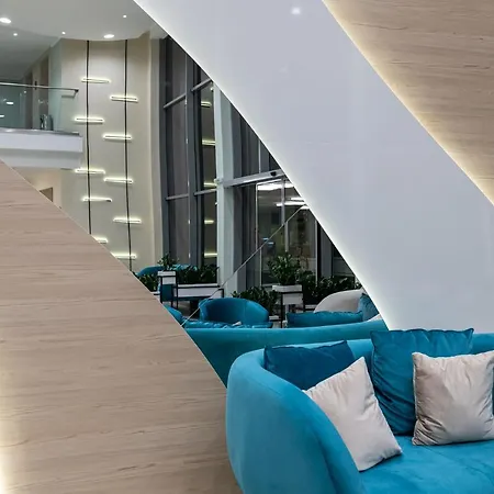 Neptun 4*