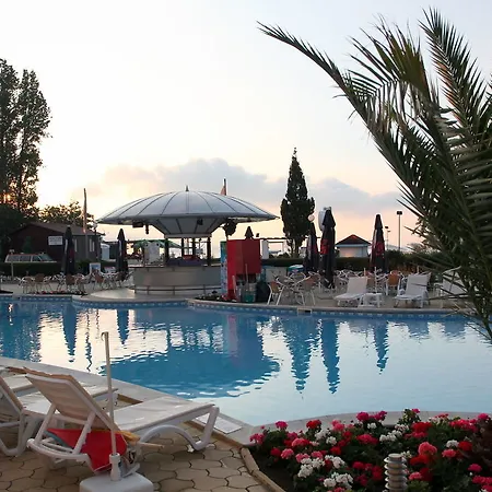 Курортный комплекс Neptun 4*