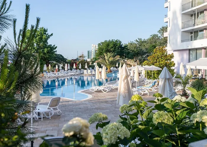 Neptun Resort 4*