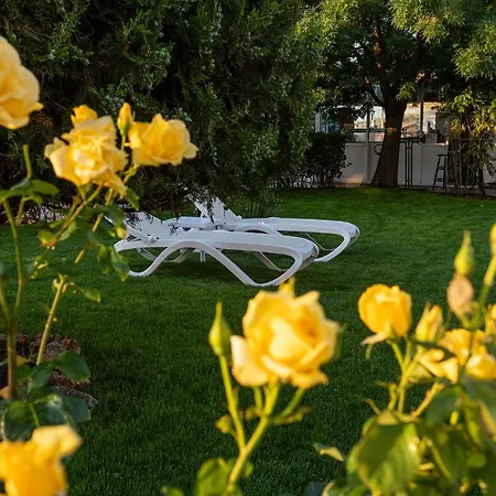 乐朋海滩酒店 度假村 4*