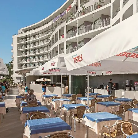 乐朋海滩酒店 度假村 4*