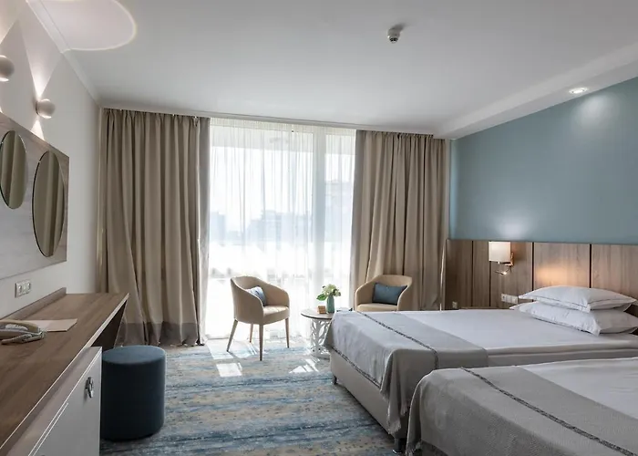 Neptun Üdülőközpont 4*